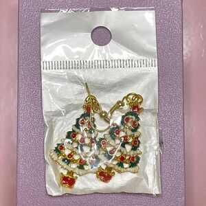 💛 Gold Tone Christmas Tree Hook Earrings